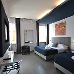 77 B&B 4*