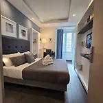 B&B 77