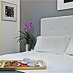 77 B&B 4*