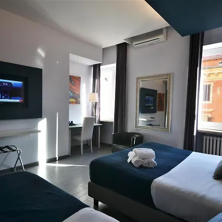 77号家庭食宿酒店