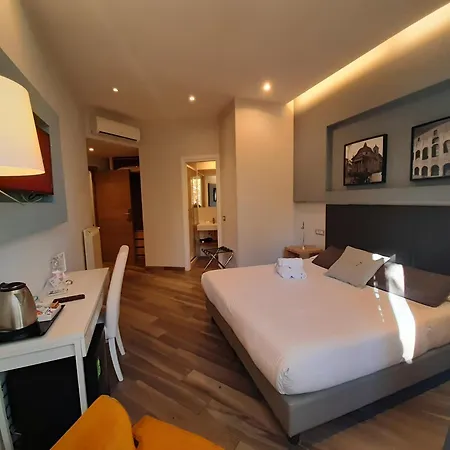 住宿加早餐酒店 77号家庭食宿酒店 4*