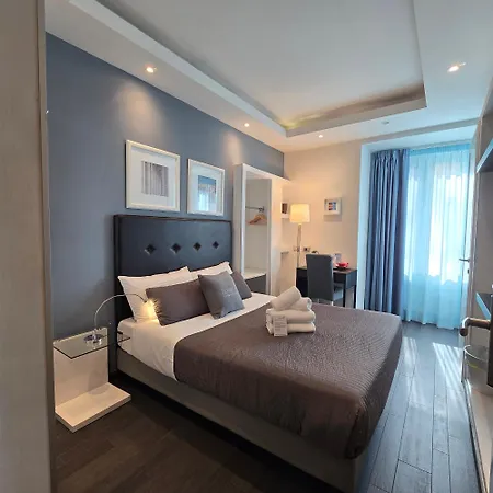 77号家庭食宿酒店 4*