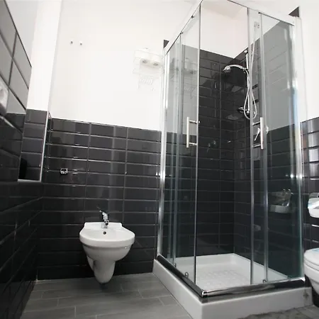 77号家庭食宿酒店