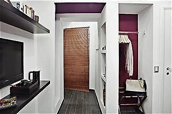 77 Bed and breakfast Roma