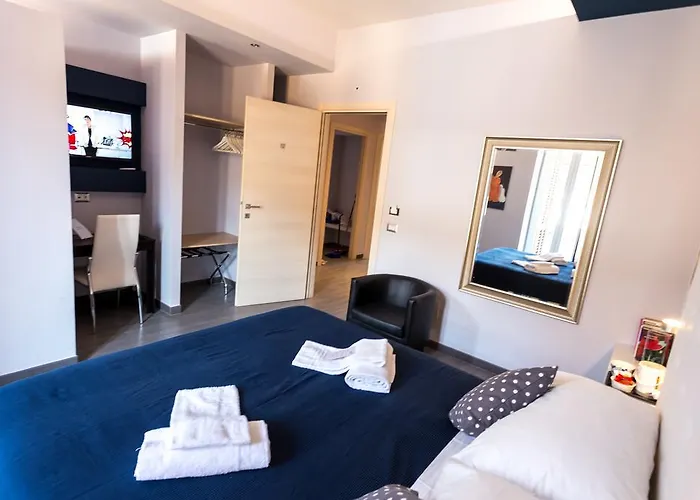 77 Bed and Breakfast 4*